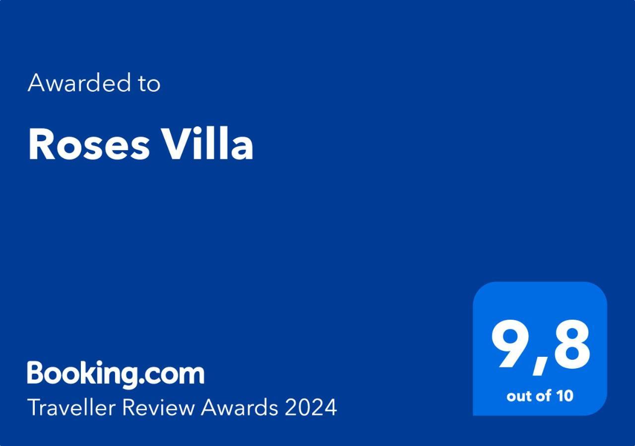 Roses Villa Τριμίκλινη Εξωτερικό φωτογραφία