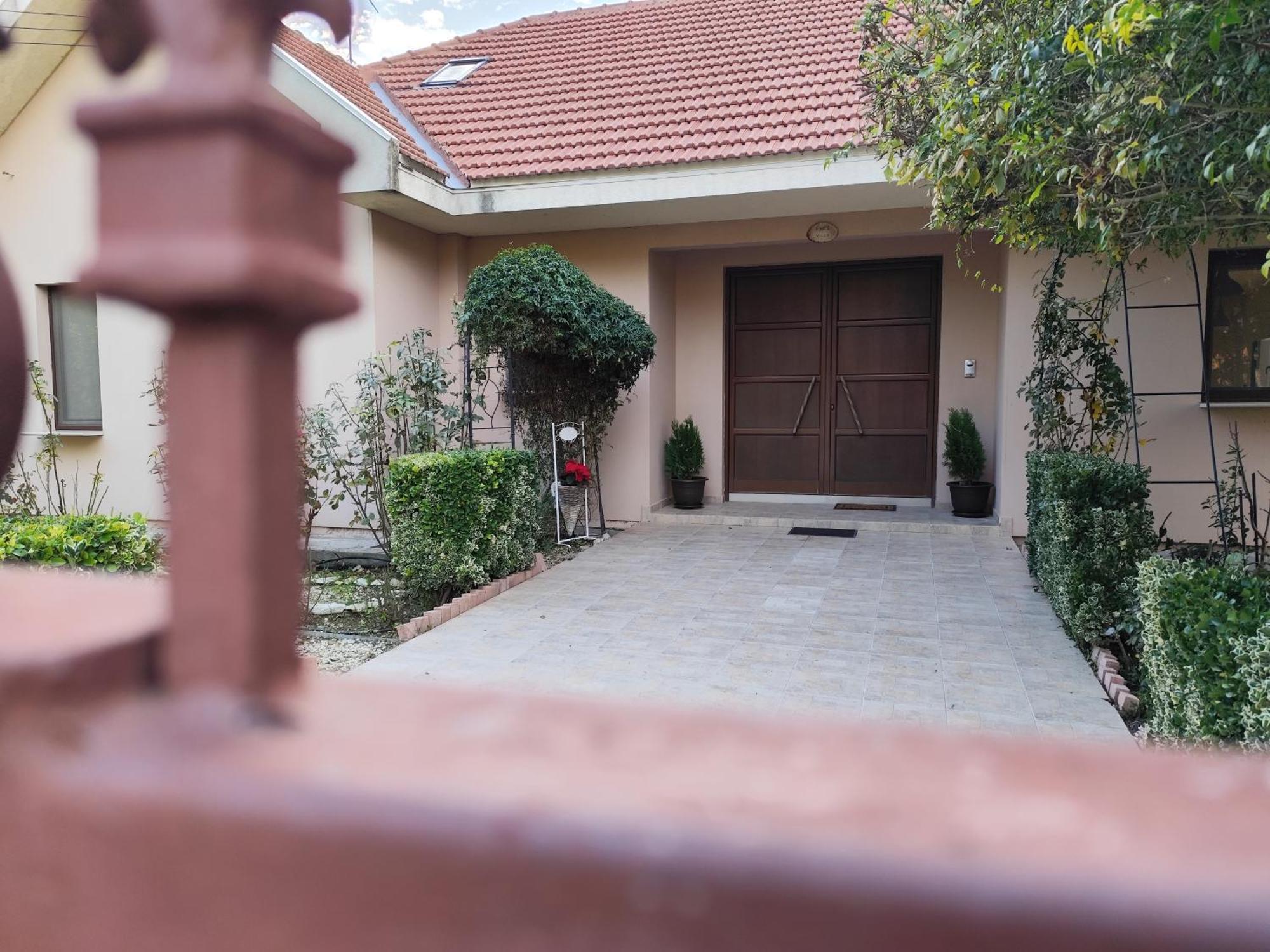 Roses Villa Τριμίκλινη Εξωτερικό φωτογραφία
