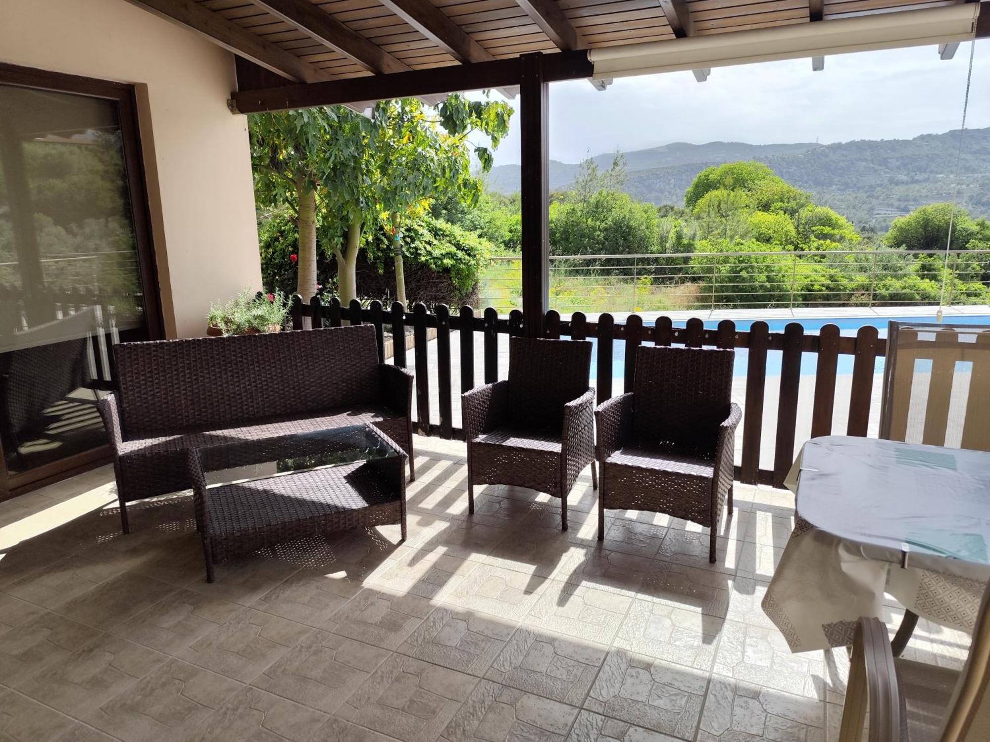 Roses Villa Τριμίκλινη Εξωτερικό φωτογραφία